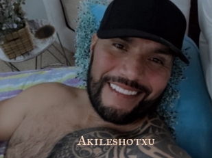 Akileshotxu Pink Center Fold