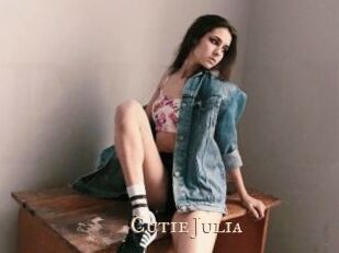 Cutie_Julia