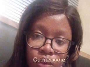 Cutieyboobz
