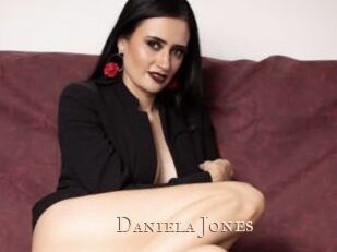 Daniela_Jones