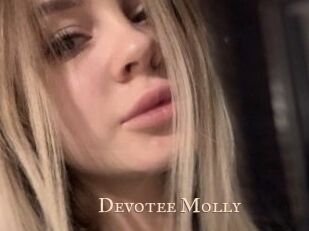Devotee_Molly