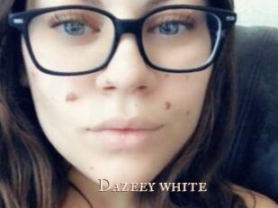 Dazeey_white