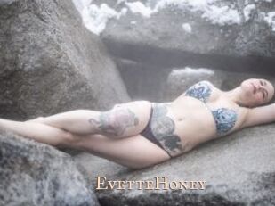 EvetteHoney