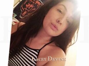 Lacey_Devine