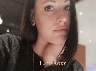 LaraRoxy