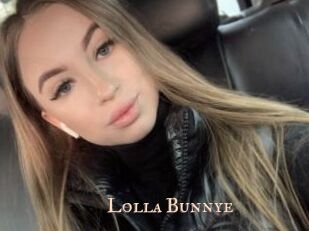 Lolla_Bunnye