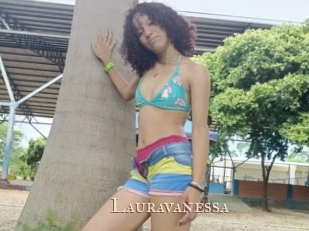 Lauravanessa