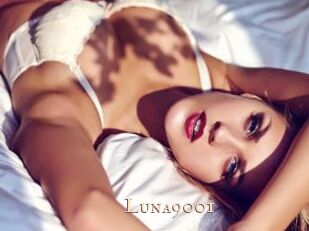 Luna9001