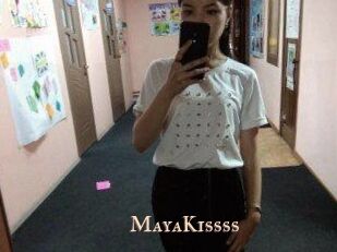 MayaKissss