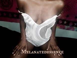Melanatedessence