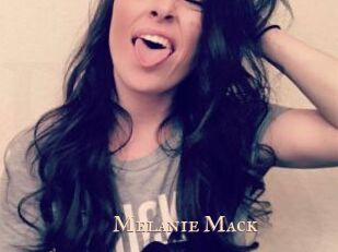 Melanie_Mack