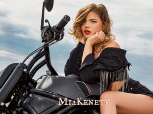 MiaKeneth