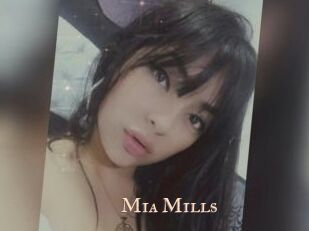 Mia_Mills