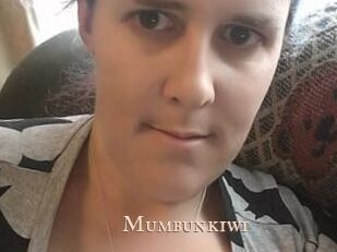 Mum_bun_kiwi
