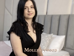 Mollyattwood