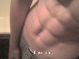 Pussedly