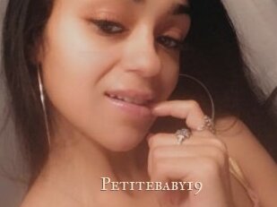 Petitebaby19