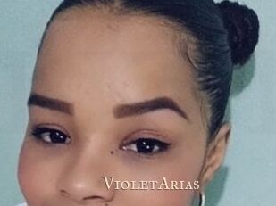 Violet_Arias