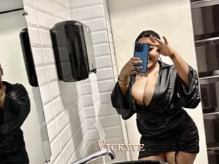 Vickyye
